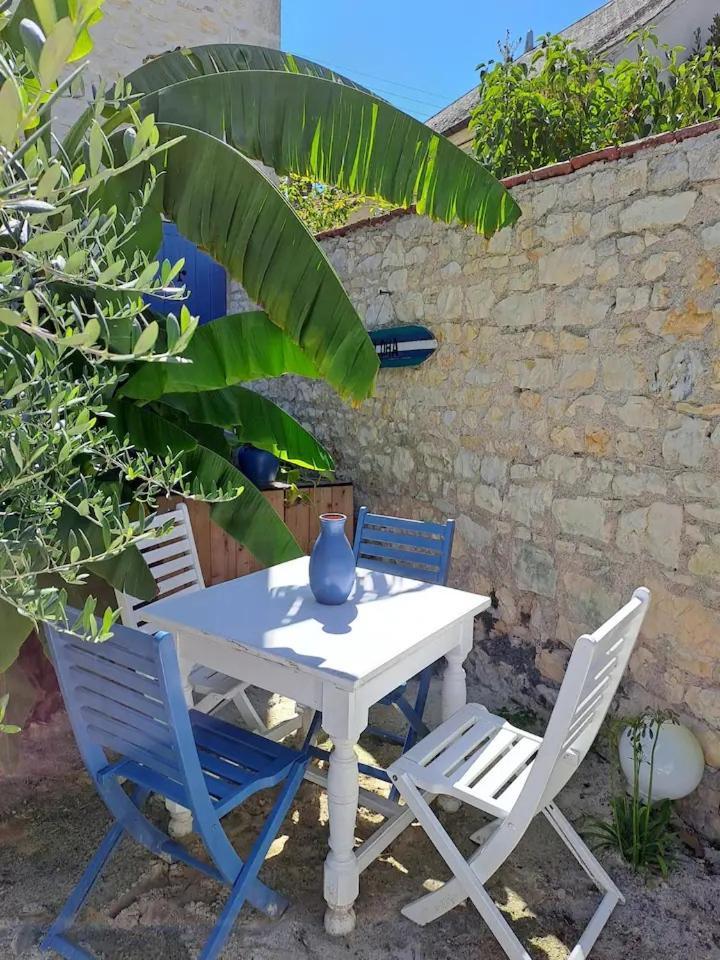 Chambre Bleue Avec Acces Plage Бурж Экстерьер фото